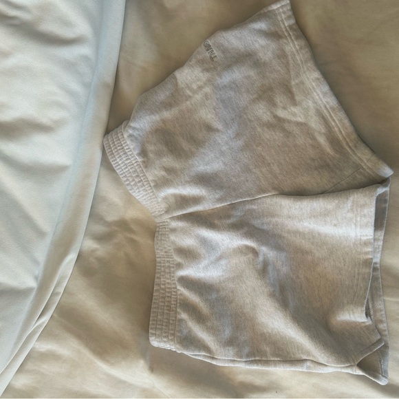 Aritzia TNA sweat fleece cozy fleece perfect fit in small. Few stains pictured! - Picture 4 of 10